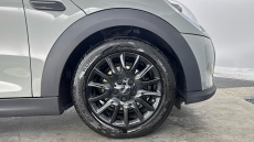 MINI Hatchback 1.5 Cooper Classic 5dr Petrol Hatchback